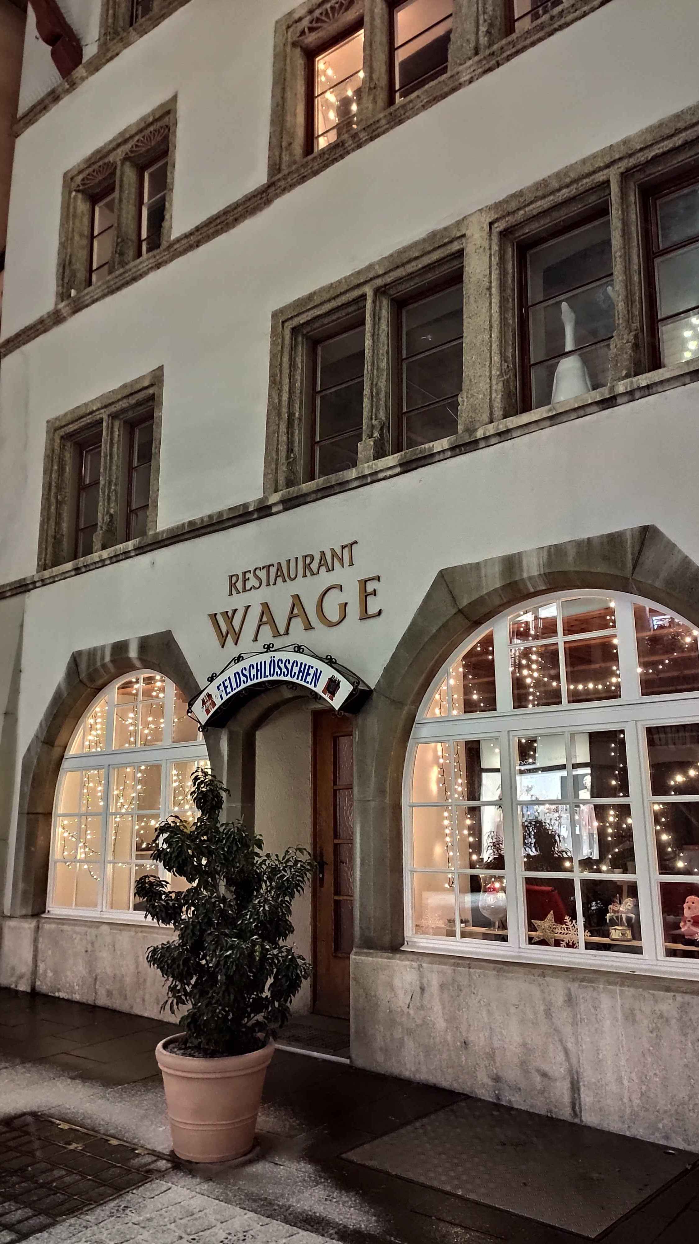 Waage 2010